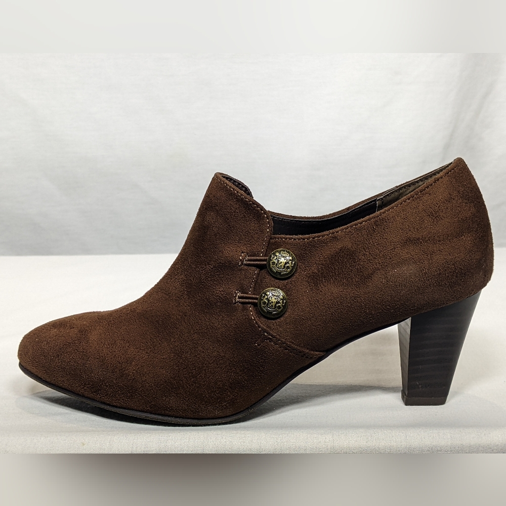 NEW Rialto Womens Smith Leather Almond Toe Ankle Fashion Boots Sz 7.5 brown